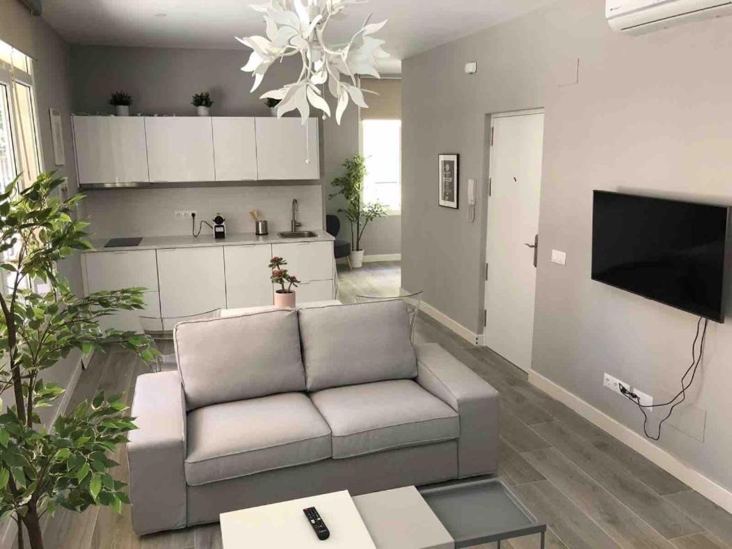 Lovely Studio In Hearth Of Soho - Alameda Principal マラガ エクステリア 写真